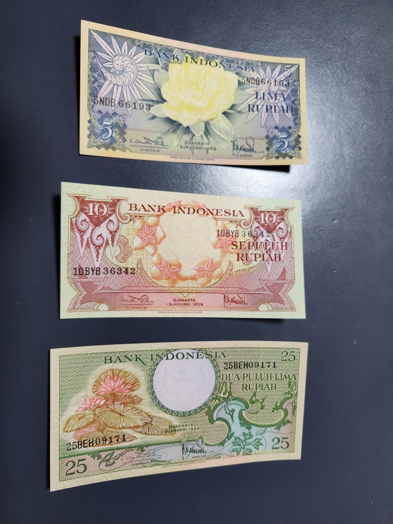 1月15号晚上8点 外国纸币自动截拍第8场