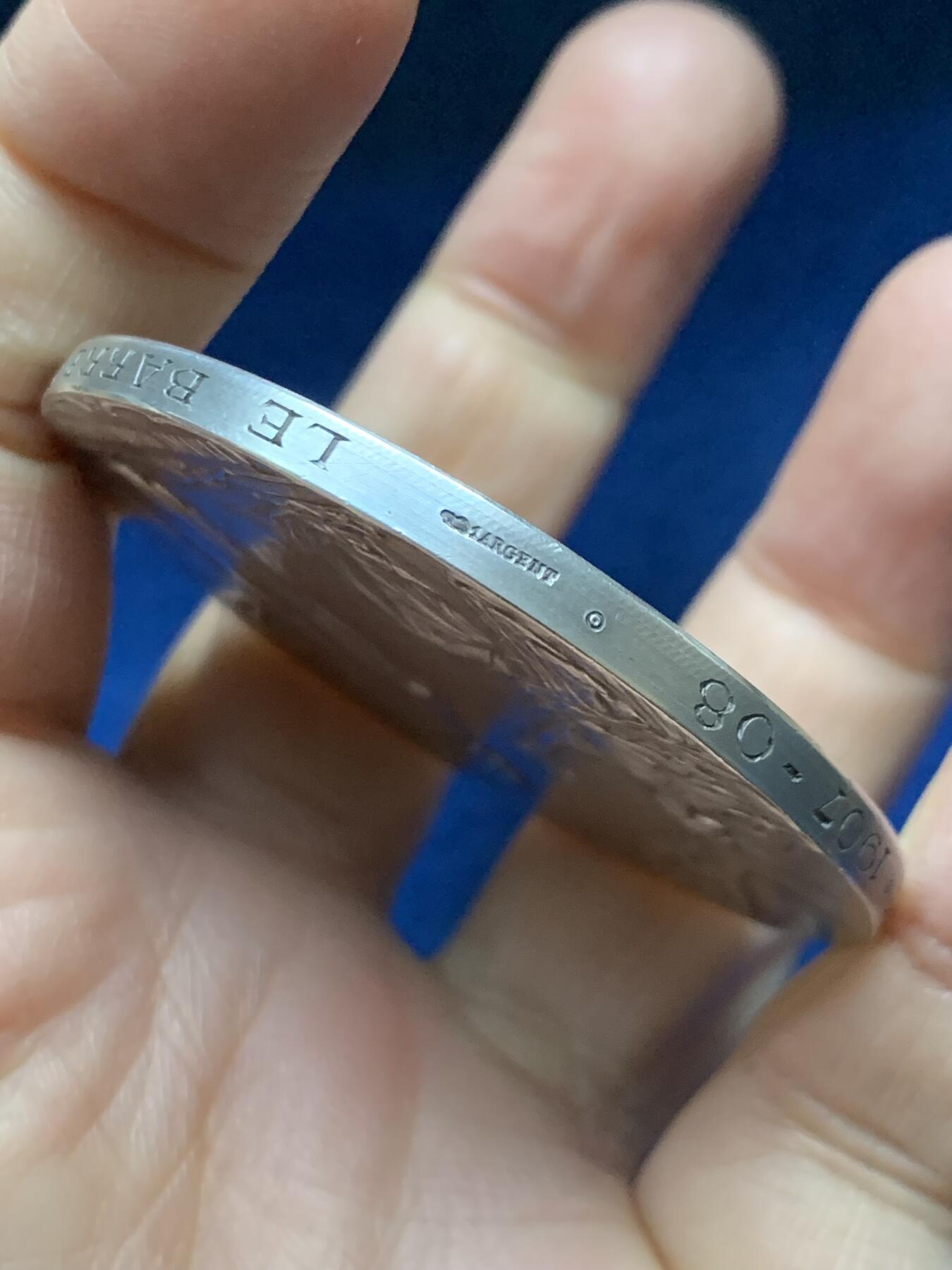 《竞宝斋》第458场 周日，周一，周二   3场连拍 （全场包邮）欢迎送拍 法国里昂律师协会银章，80.00g，54.3mm，丰饶角1argent边铭