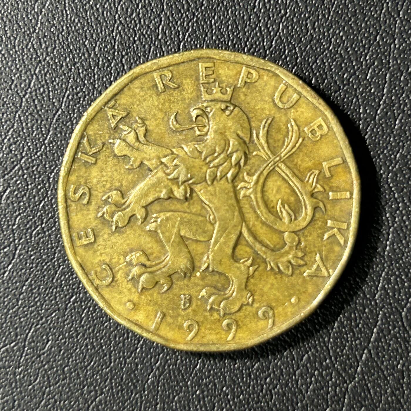 【铜匠收藏】★第136场★客户代拍 散币场，无寄存！！无佣金，30包邮。不满30元，支付5元运费。《接受代拍 代送NGC评级》 1999年捷克20克朗铜币