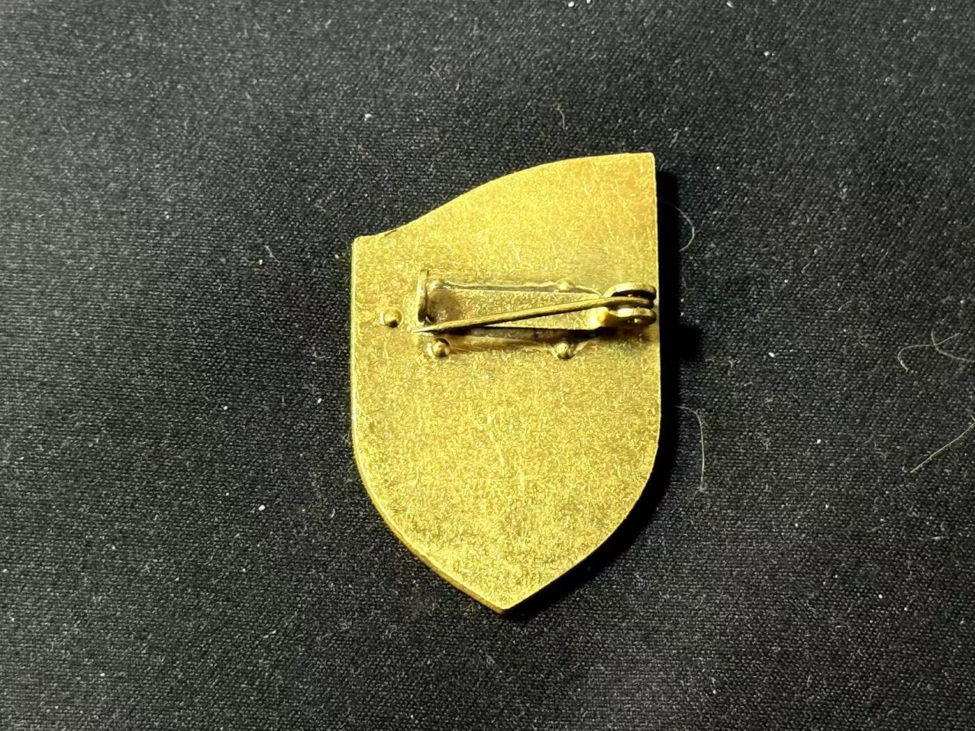 罗岚⭐爱藏⭐甄选专拍第四场-分享拍场赚佣（实体经营） 民主德国史塔西（国家安全部）三十五周年奖章