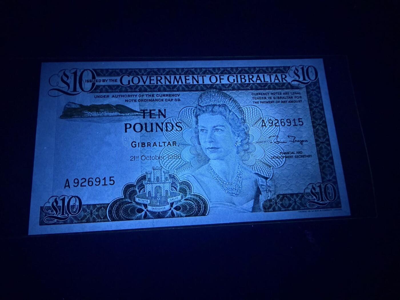 【炜奕收藏】，第五十七期，英联邦女王专场