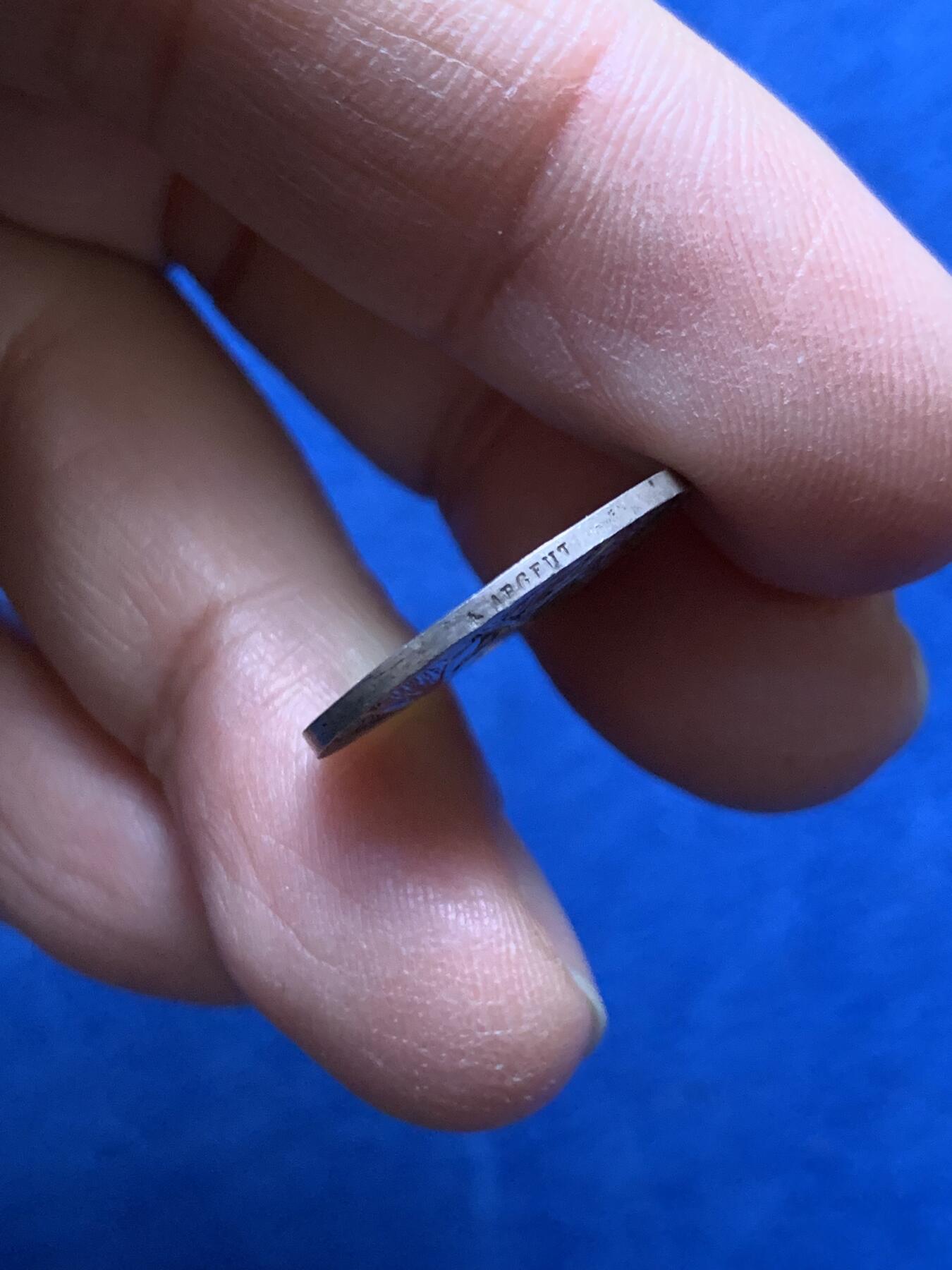 《竞宝斋》第458场 周日，周一，周二   3场连拍 （全场包邮）欢迎送拍 法国婚姻与爱情纪念银章，3g，20.1mm，蜜蜂边铭