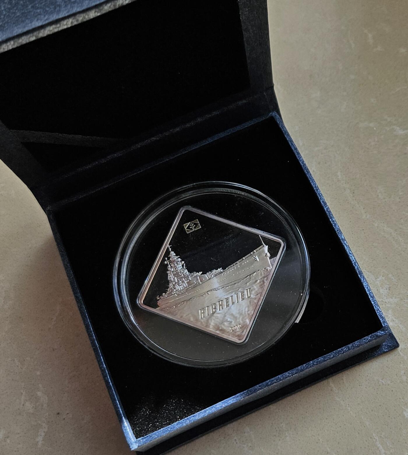 【币将精彩】世界钱币拍卖（2026-2-4） 帕劳2010年战舰黎塞留号2盎司银币带包装