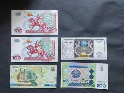 外国纸币专场260116场 - 乌兹别克斯坦5张，全新品相UNC。