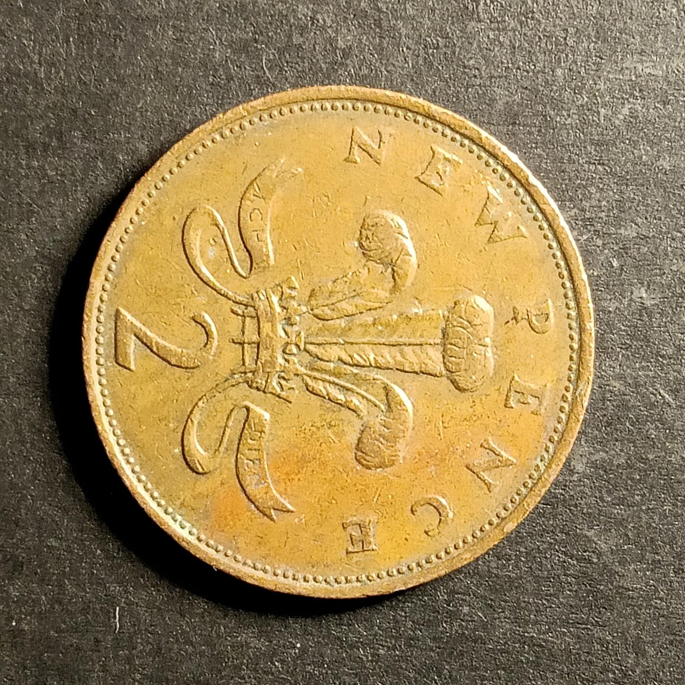 逸泉钱币2026A世界散币纸币纪念币专场A第一场 35 英国2便士威尔士皇冠