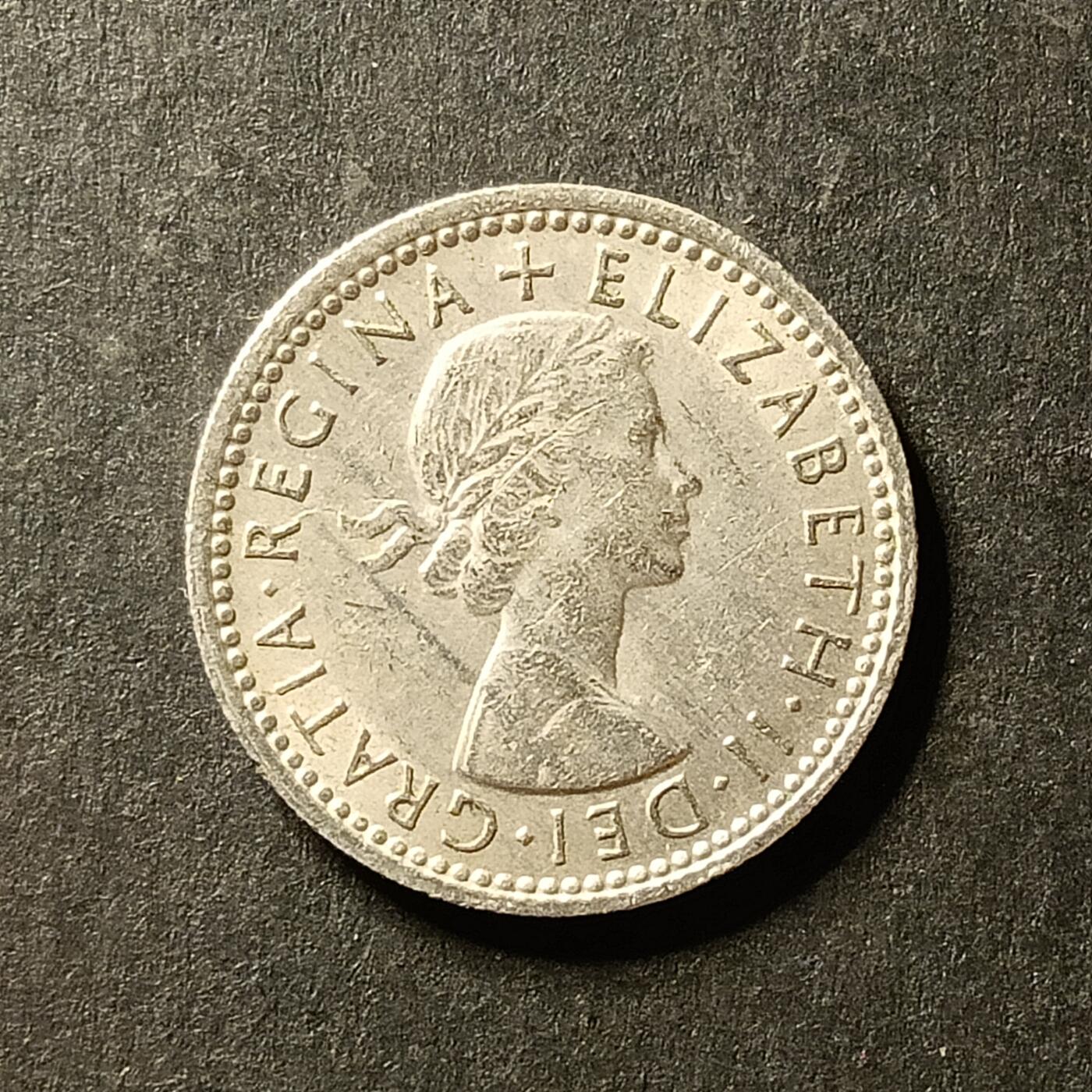 逸泉钱币2026A世界散币纸币纪念币专场A第一场 69 英国6便士硬币