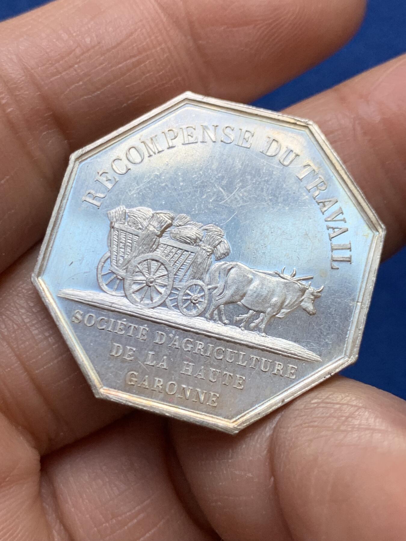 《竞宝斋》第458场 周日，周一，周二   3场连拍 （全场包邮）欢迎送拍 法国八角银章，加龙省农业协会，农业科学家奥利维·塞雷斯，13.89g，30.2mm，丰饶角边铭