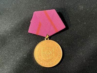 罗岚⭐爱藏⭐甄选专拍第四场-分享拍场赚佣（实体经营） - 民主德国民防铜级忠诚服务奖章