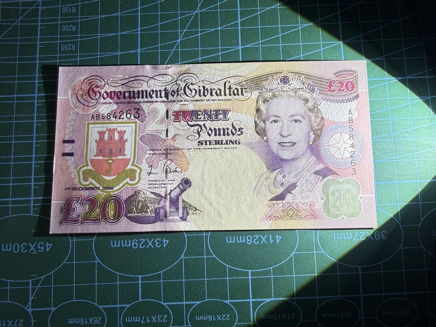 【炜奕收藏】，第五十七期，英联邦女王专场