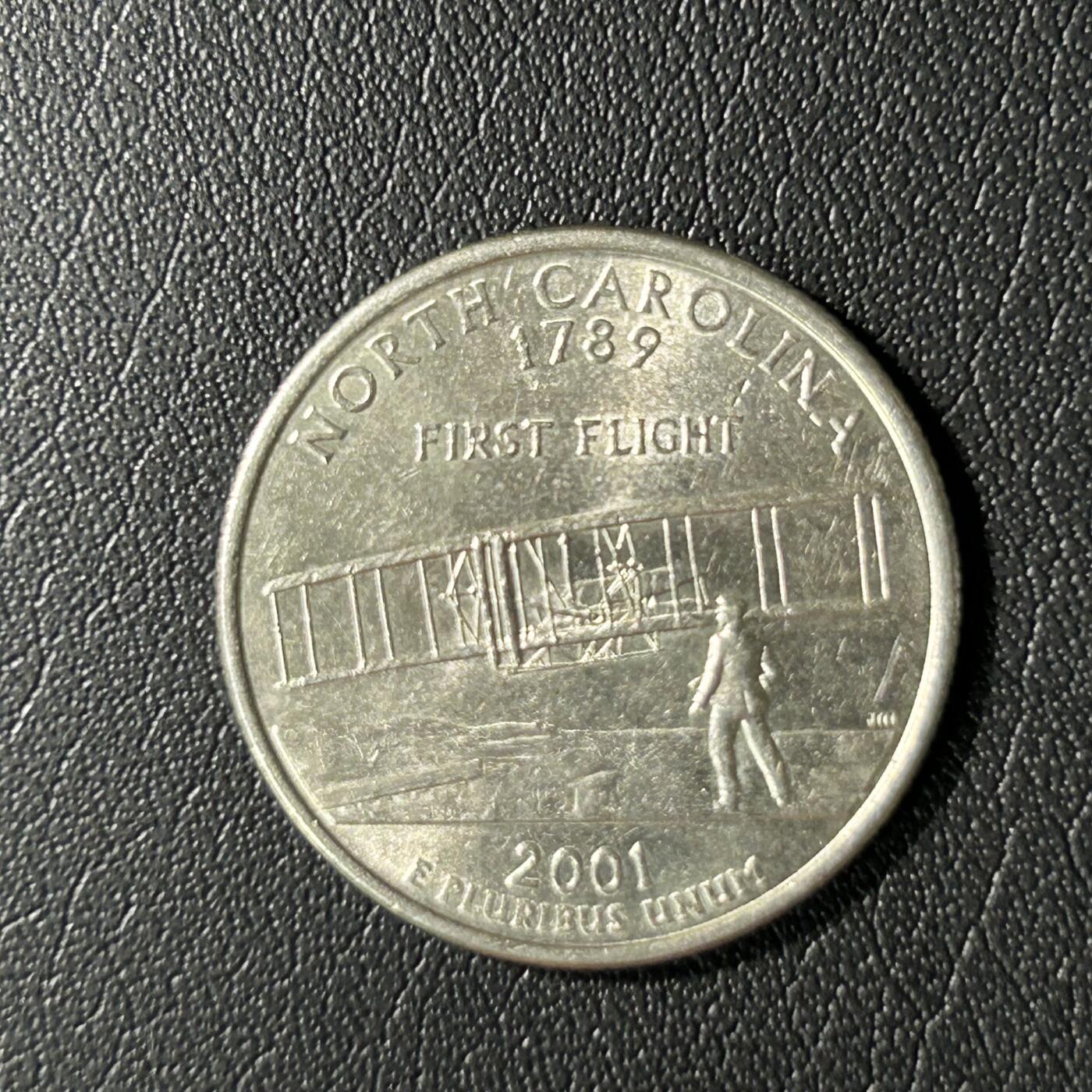 【铜匠收藏】★第136场★客户代拍 散币场，无寄存！！无佣金，30包邮。不满30元，支付5元运费。《接受代拍 代送NGC评级》 美国2001D北卡罗莱纳州25美分铜币