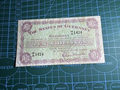 【炜奕收藏】，第五十七期，英联邦女王专场 - 1966年根西岛10先令，品相如图