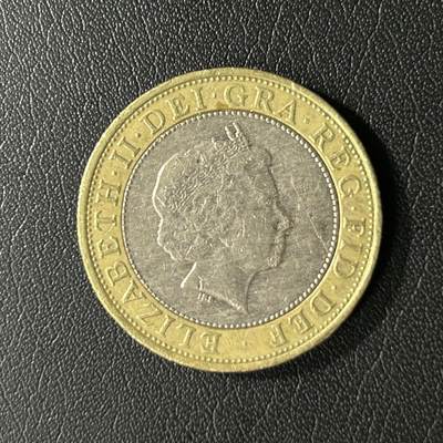 【铜匠收藏】★第136场★客户代拍 散币场，无寄存！！无佣金，30包邮。不满30元，支付5元运费。《接受代拍 代送NGC评级》 - 英国2006年2镑双色纪念币