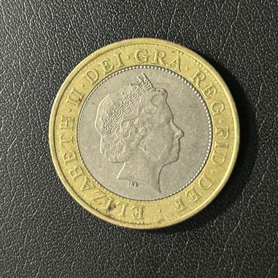 【铜匠收藏】★第136场★客户代拍 散币场，无寄存！！无佣金，30包邮。不满30元，支付5元运费。《接受代拍 代送NGC评级》 - 英国2004年蒸汽机2镑双色纪念币