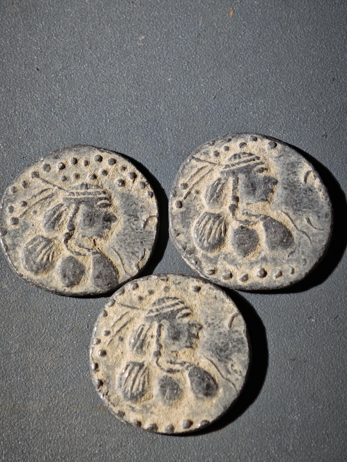 106期回流戒指饰品杂件纪念章丝路钱币专场 B5丝路币一组