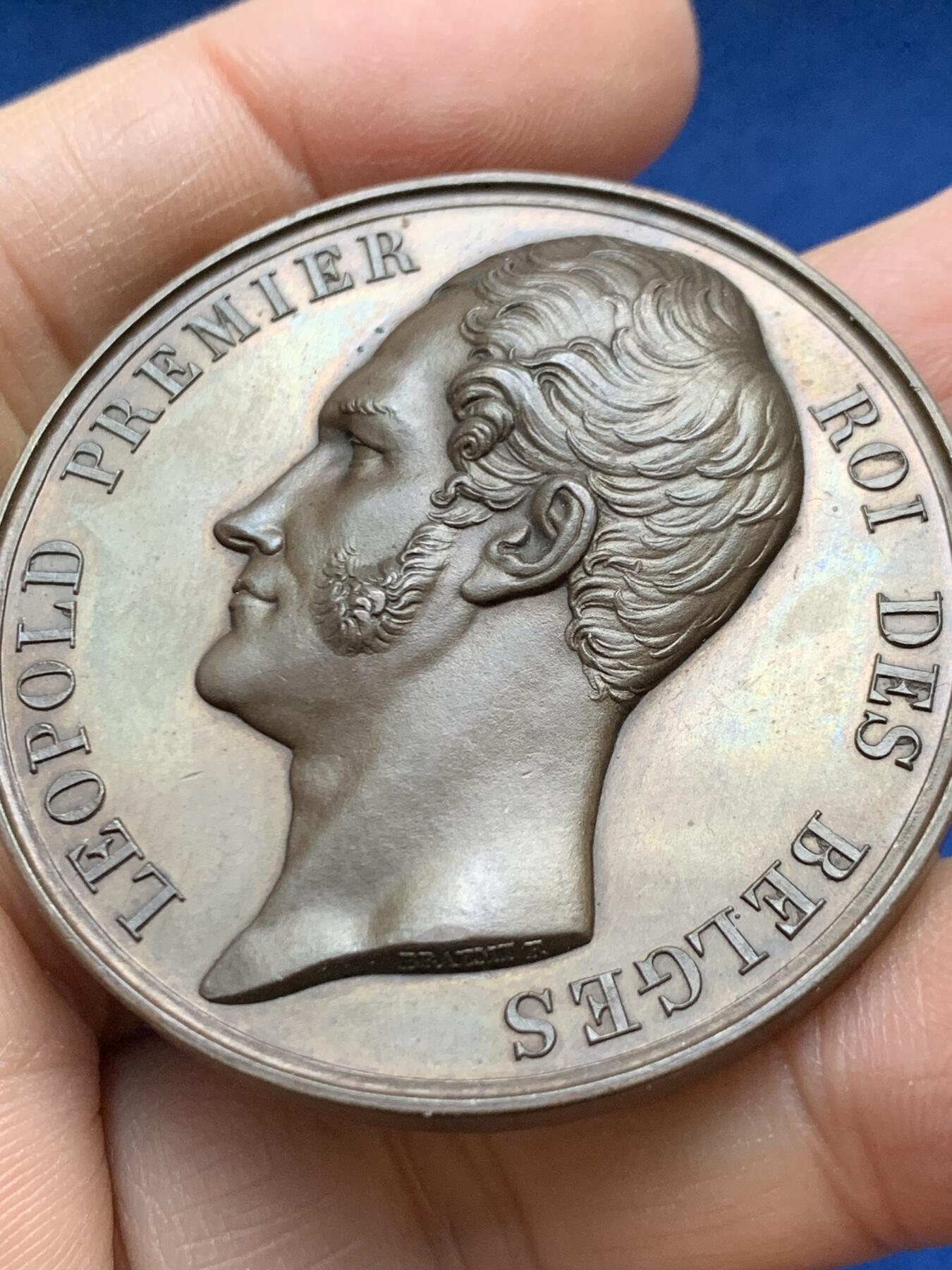 《竞宝斋》第458场 周日，周一，周二   3场连拍 （全场包邮）欢迎送拍 比利时1839年利奥波德一世头像沙勒罗瓦运河和铁路铜章，35g，46.5mm