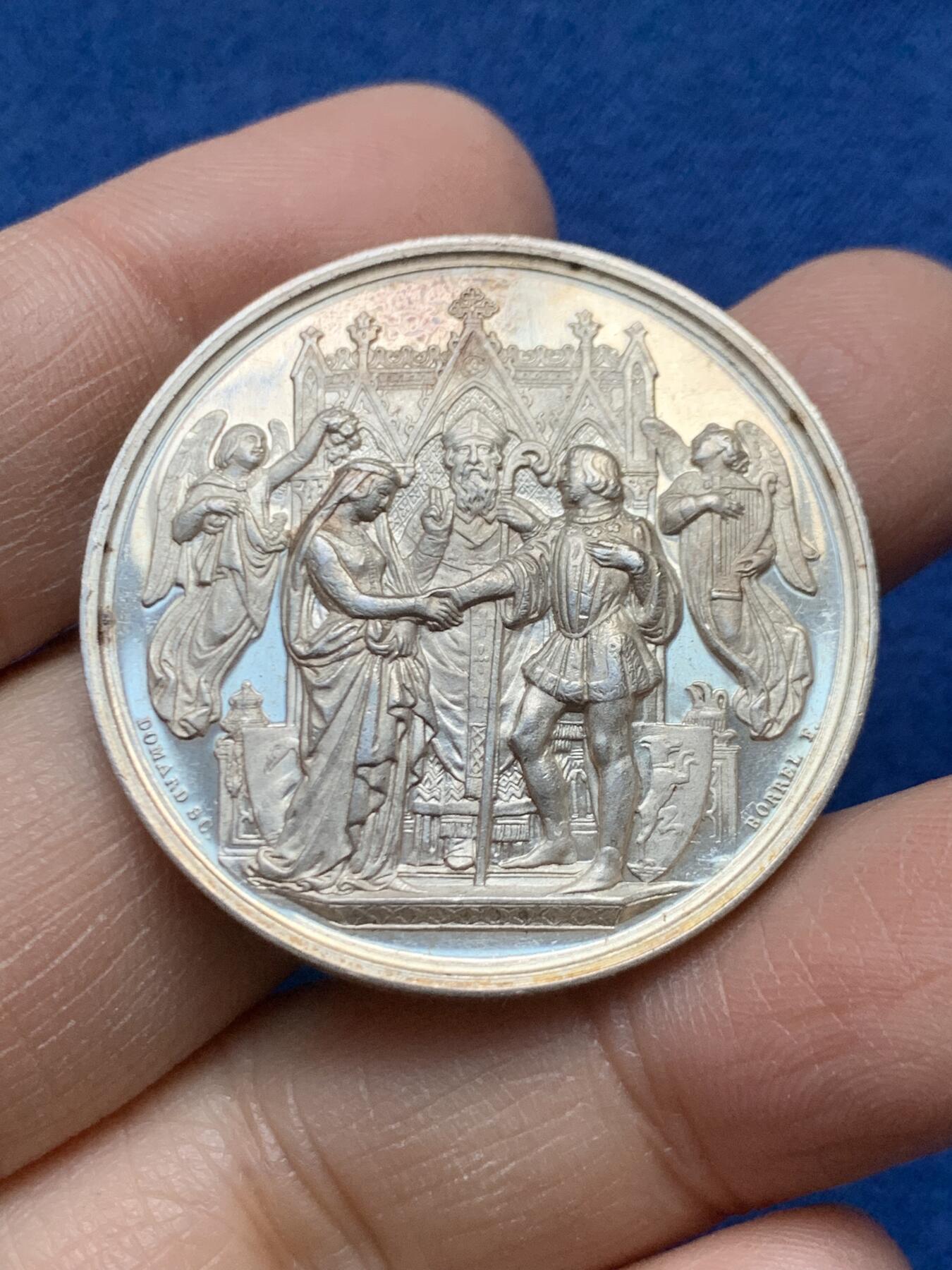 《竞宝斋》第458场 周日，周一，周二   3场连拍 （全场包邮）欢迎送拍 法国结婚纪念银章，22.1g，36.8mm，蜜蜂边铭