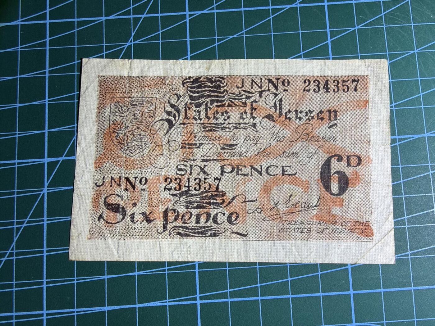 【炜奕收藏】，第五十七期，英联邦女王专场 1941-1942年泽西岛6便士，品相如图