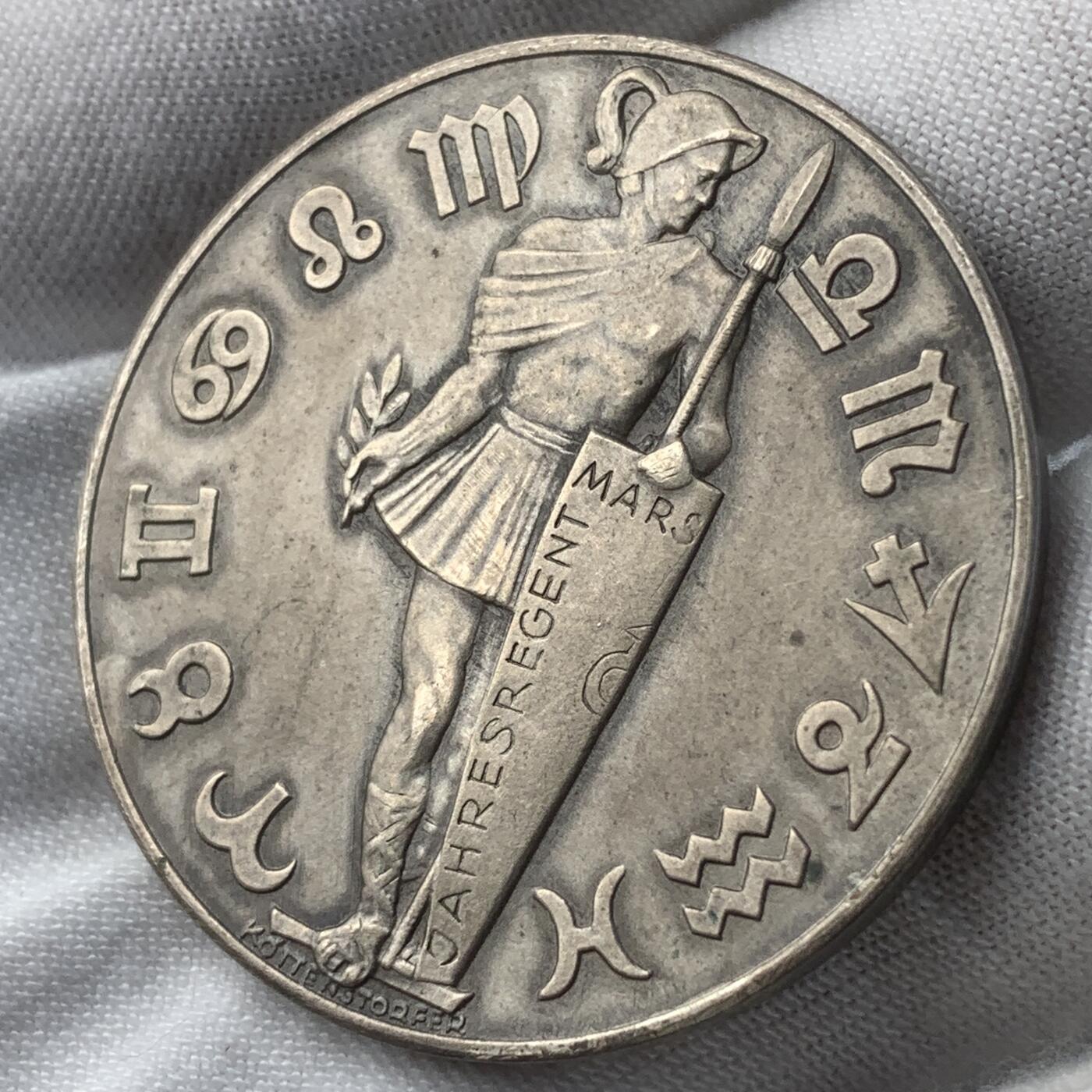 掌中浮雕-藏着的欧洲第049场