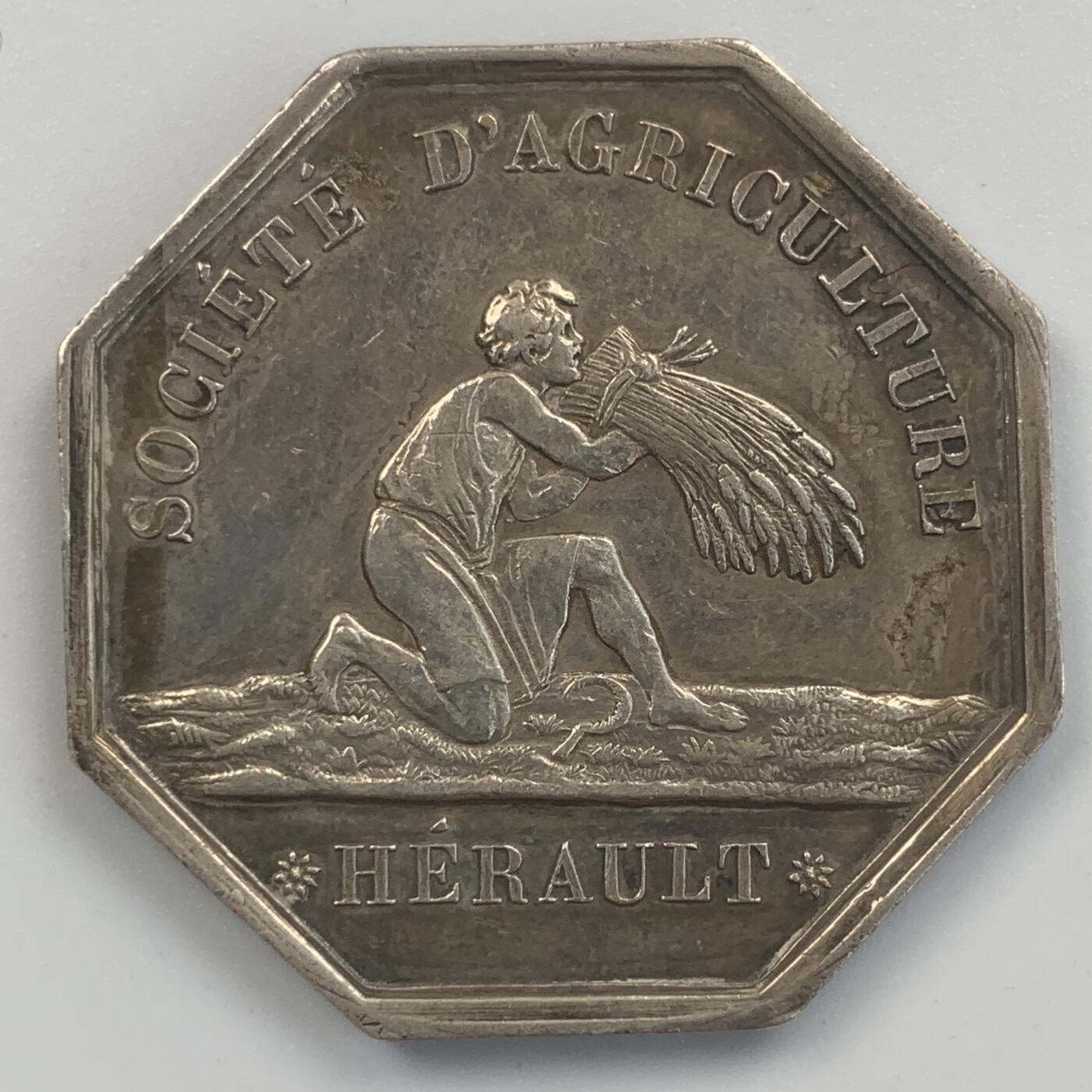 掌中浮雕-藏着的欧洲第049场 法国埃罗省农业协会八角银章，31.2mm，12.5g