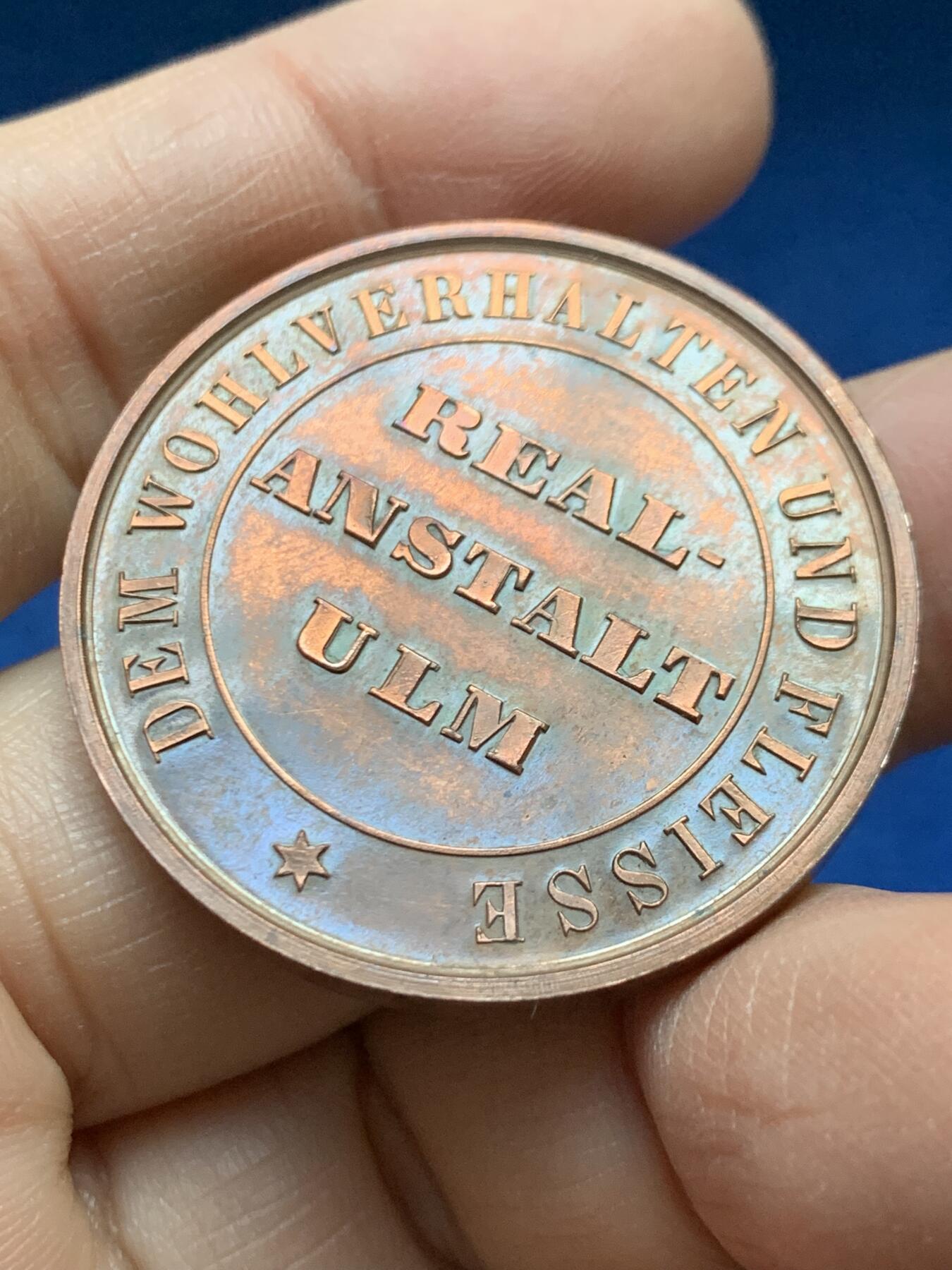 《竞宝斋》第458场 周日，周一，周二   3场连拍 （全场包邮）欢迎送拍 德国乌尔姆教堂铜章，23g，36.8mm