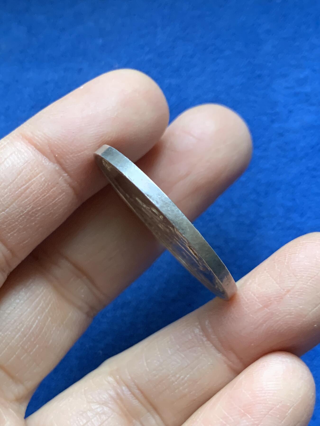 《竞宝斋》第458场 周日，周一，周二   3场连拍 （全场包邮）欢迎送拍 法国里昂司法银质代币，11.47g，32.2mm，早期无边铭