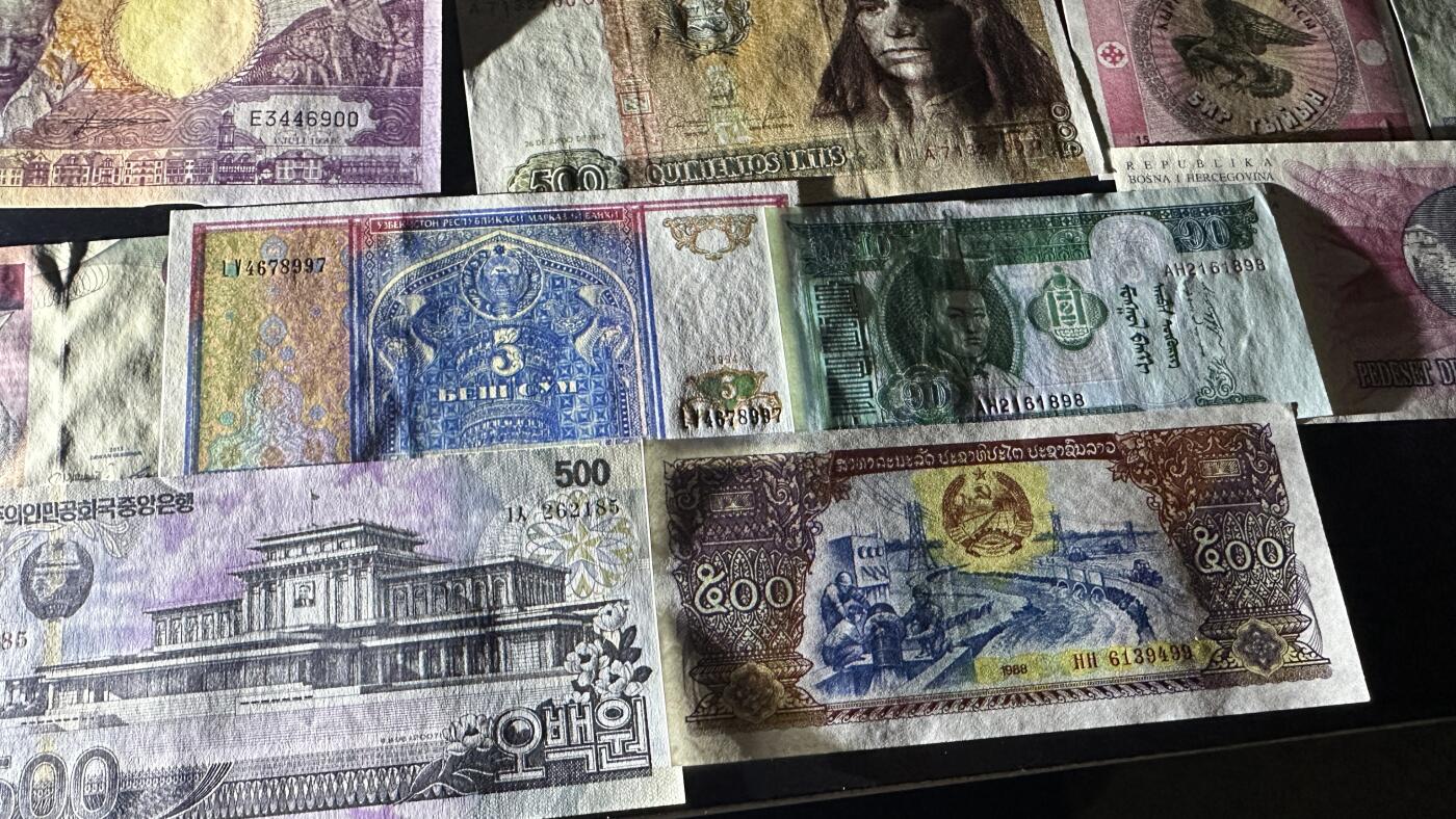 《外钞收藏家》第六百零二期（精品场）（本平台长期征集拍品、欢迎藏友们联系合作）