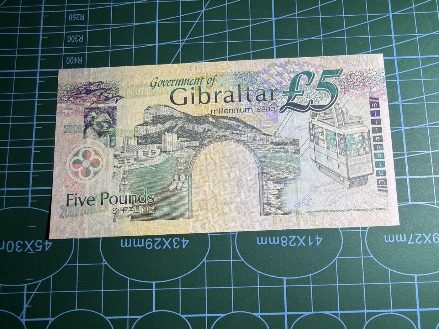 【炜奕收藏】，第五十七期，英联邦女王专场