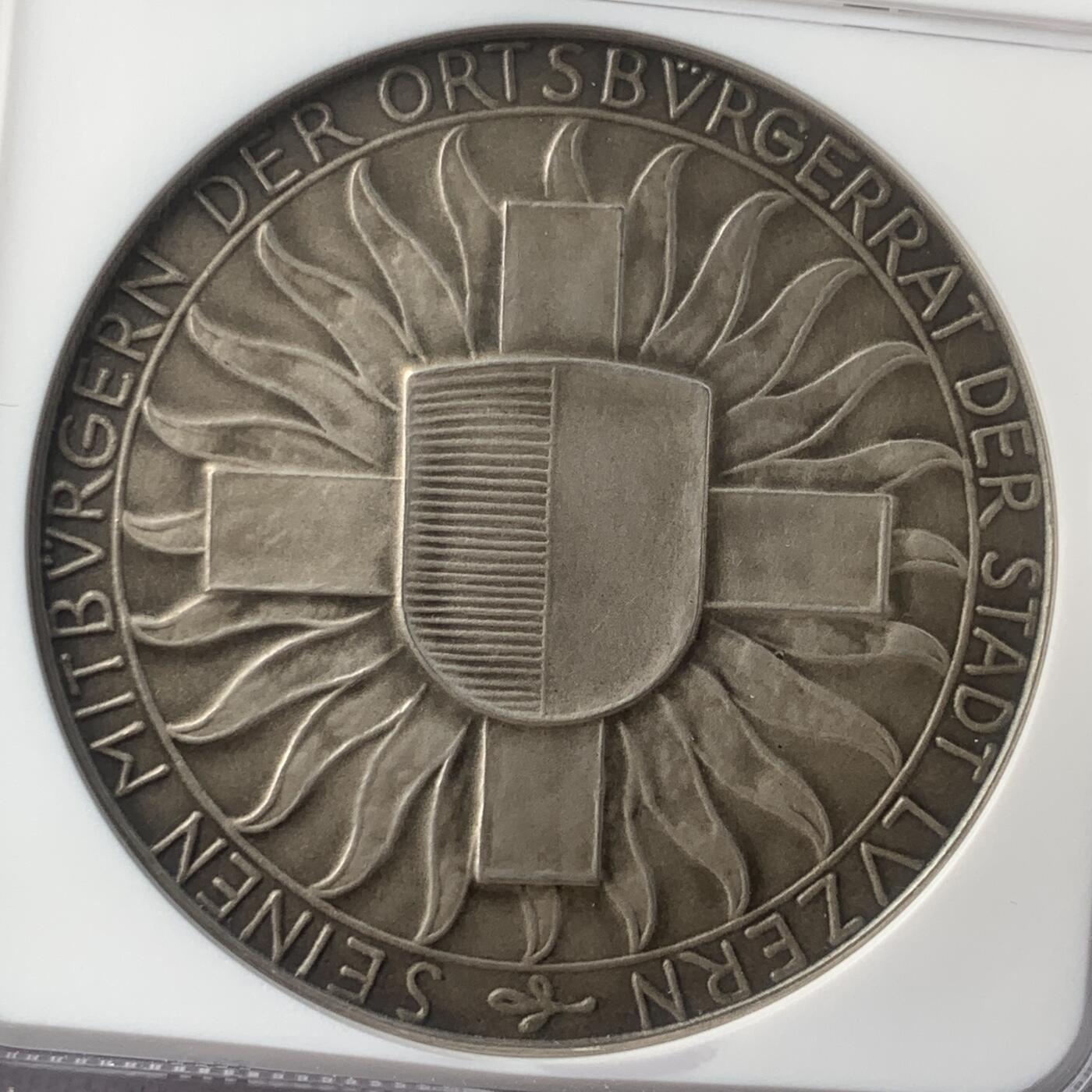 掌中浮雕-藏着的欧洲第049场