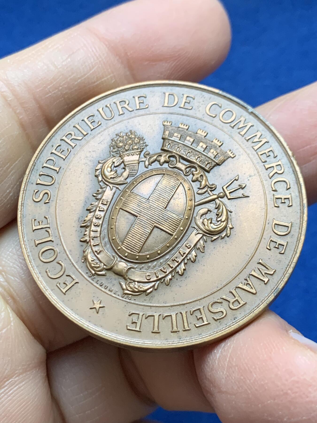 《竞宝斋》第458场 周日，周一，周二   3场连拍 （全场包邮）欢迎送拍 法国马赛商会铜章，34.16g，40.8mm，丰饶角边铭