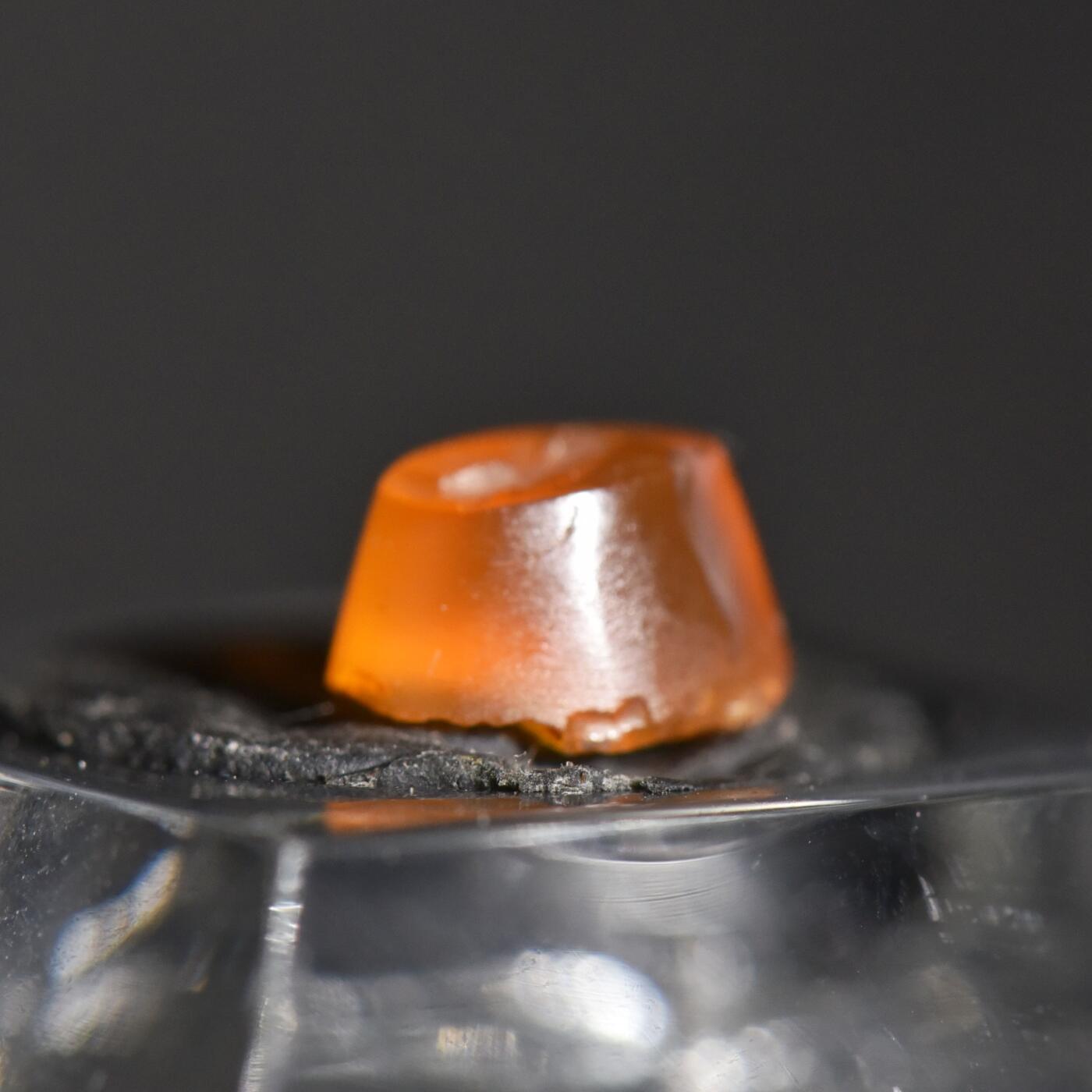 【良泉】【春节前最后一场】2月5日晚19.30点开拍！208组，本场结束后预存钱币的朋友请告知，将连同本场拍品一起邮寄，预祝诸位春节愉快！ 公元 1–3 世纪【古罗马】双手相握（Dextrarum Iunctio）橙色玛瑙微雕戒面印章