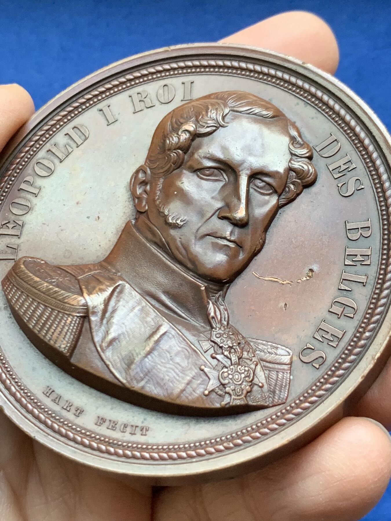 《竞宝斋》第458场 周日，周一，周二   3场连拍 （全场包邮）欢迎送拍 比利时1843年利奥波德一世头像亚琛至韦尔维耶铁路开通纪念铜章，超高浮雕，229.9g，72.3mm