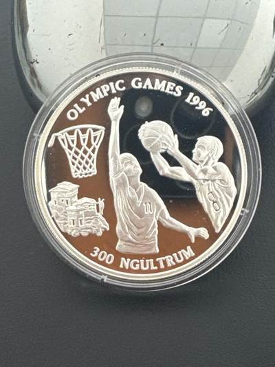 ❤️【币观天下】❤️ 第339期钱币拍卖- 2026.1.16周五晚上6点半场-长期征集拍品 - 不丹1996年奥运会篮球纪念银币31.47克925银