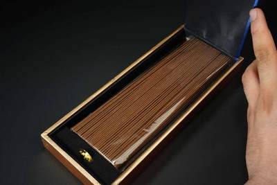 上海都达杂项专场四十八【全场包邮】  天然惠安沉香健康线香礼盒装 一盒