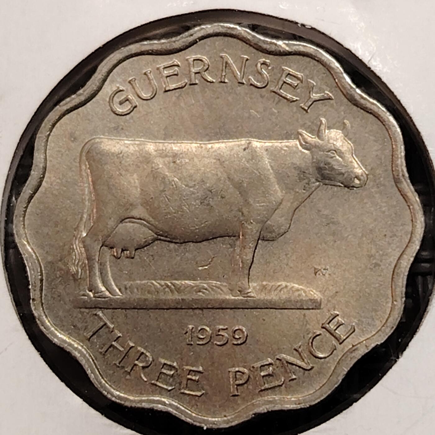 布加迪🐬～世界钱币(上海)🌾第 269 期 /  各国套币和散币 根西岛 1959年 3便士