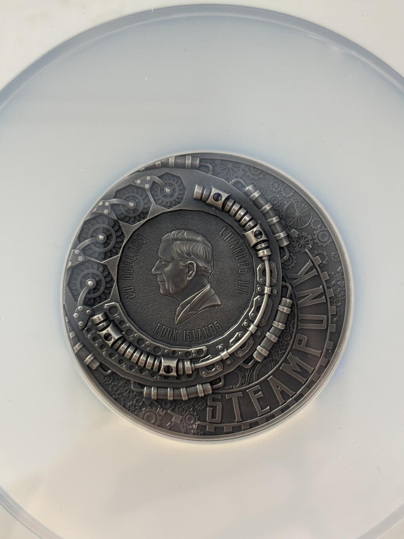 第188期拍卖 库克2024年蒸汽朋克狂欢3盎司镀金银币NGC-MS70首无盒无证书，9999银，发行888枚