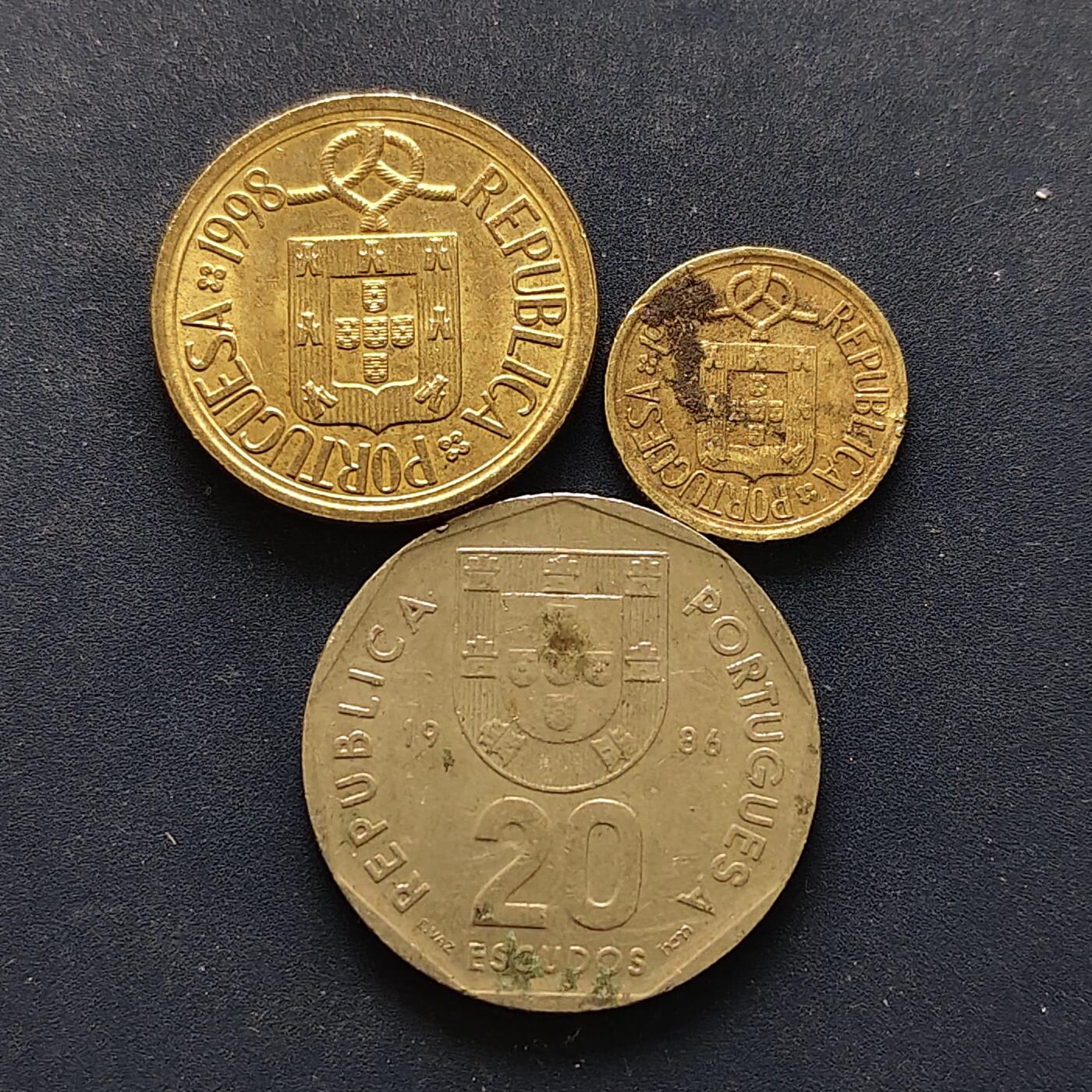 【全场包邮】纯粹捡漏拍494场 葡萄牙各年份散币3枚一组