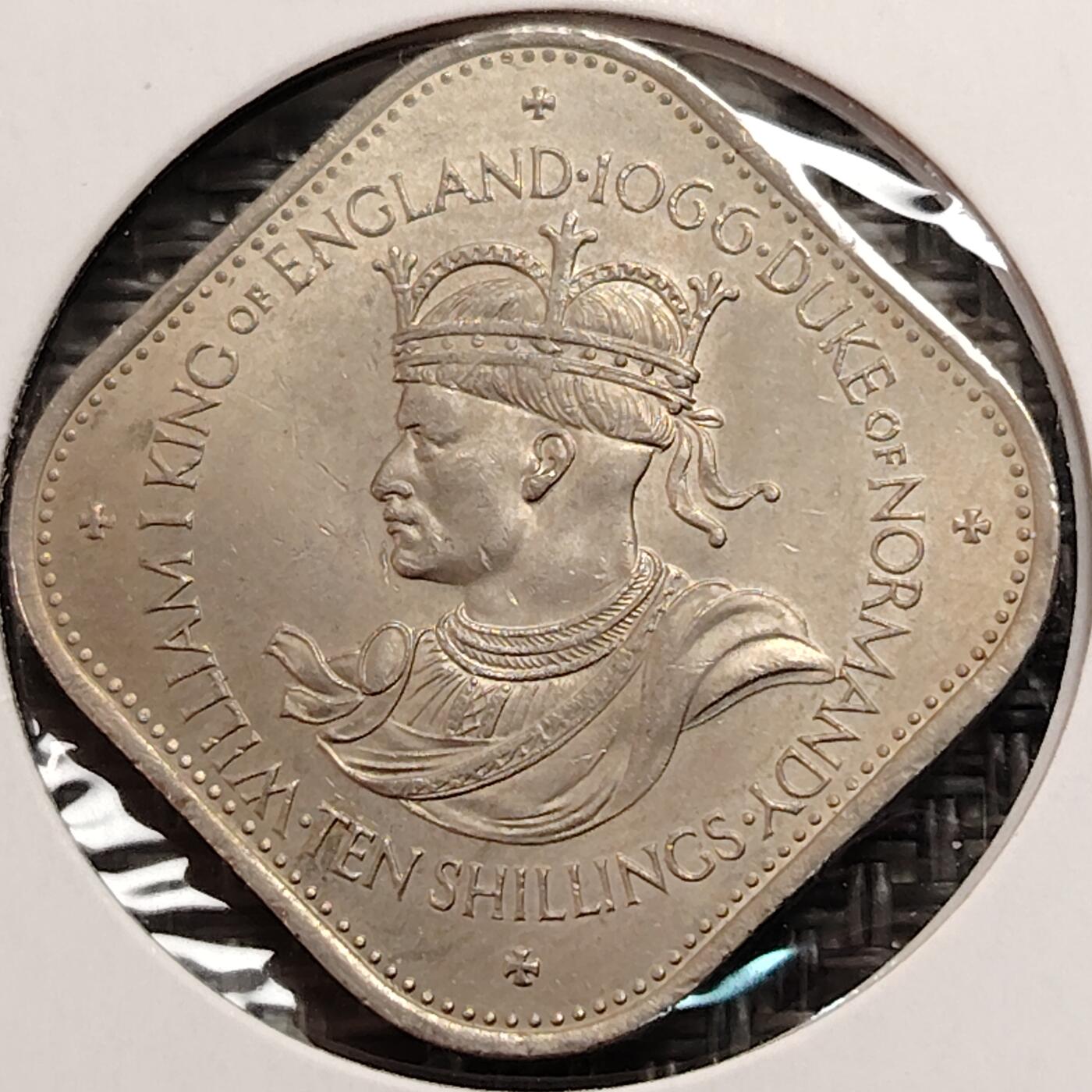 布加迪🐬～世界钱币(上海)🌾第 269 期 /  各国套币和散币 英属根西岛 1966年 10先令 诺曼征服900周年纪念币