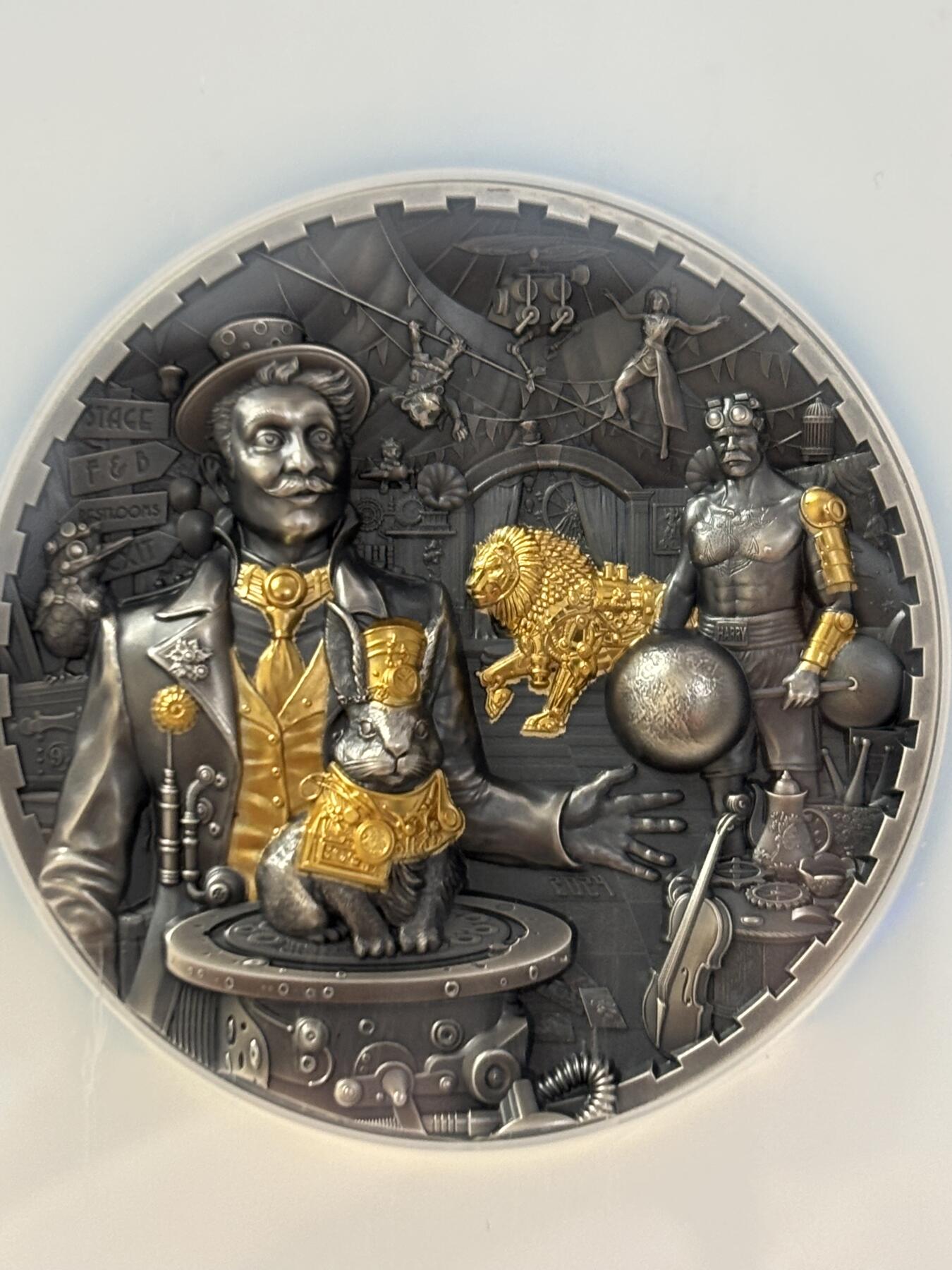 第188期拍卖 库克2024年蒸汽朋克狂欢3盎司镀金银币NGC-MS70首无盒无证书，9999银，发行888枚