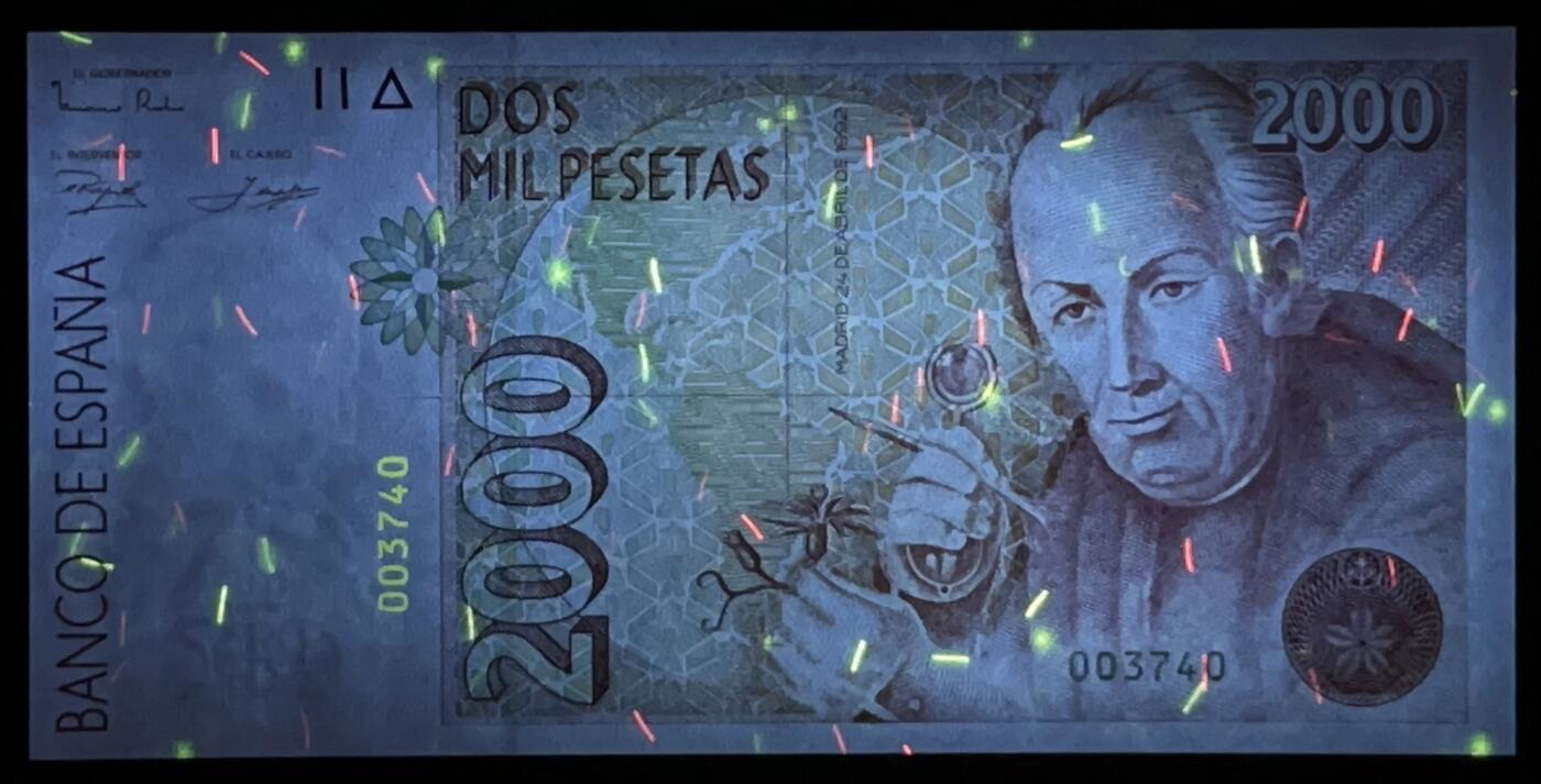 小福收藏拍卖第199期 裸钞场 本期有多张豹子号靓号 瑞士1000法郎 经典提香 毛里求斯首发年大全套 白俄罗斯5000000卢布 苏里南10000盾  爱沙尼亚  苏丹 西班牙 保加利亚 古巴等多国精美纸币 西班牙 1992年 2000比塞塔 6位纯数字号码 千位号 unc