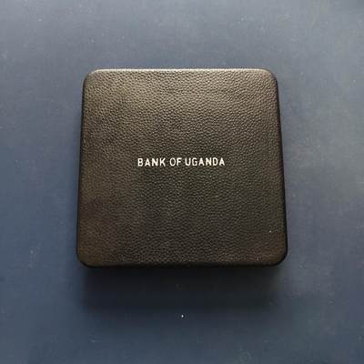 【全场包邮】纯粹捡漏拍495场-持续更新中 - 【少见】乌干达1966年官方精制套币-首版PS1-量8250