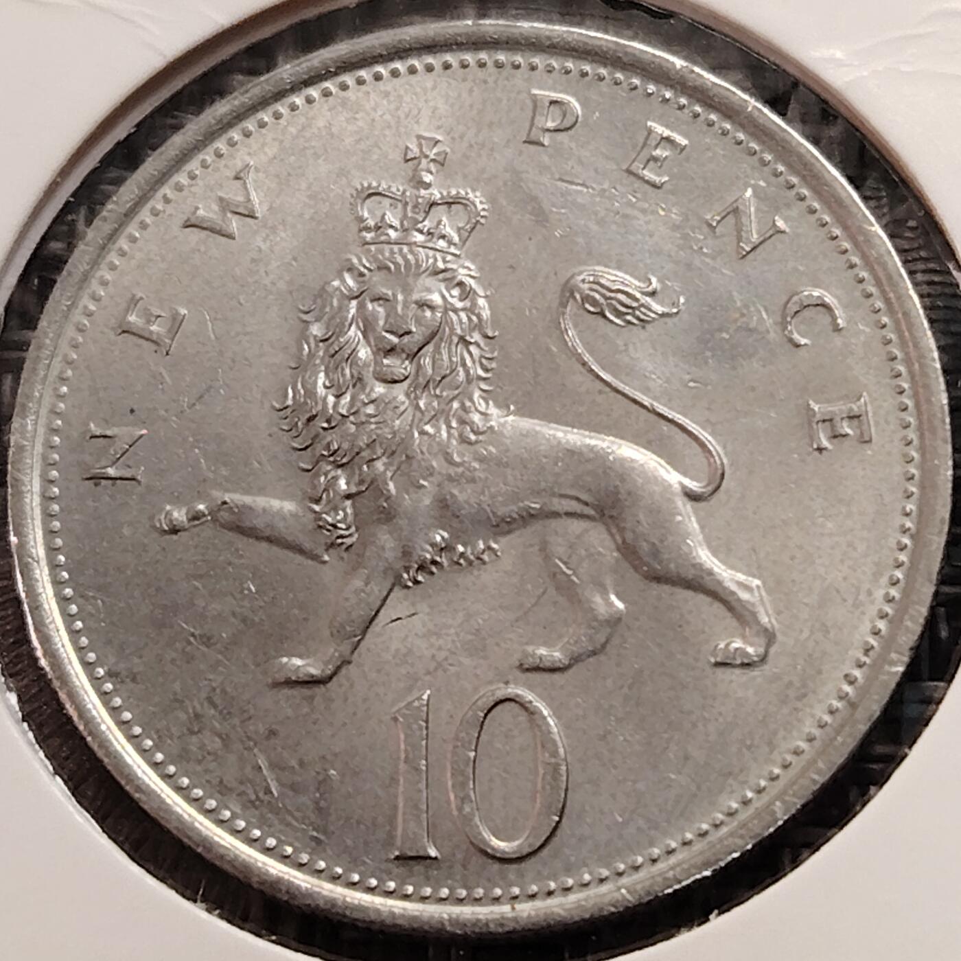 布加迪🐬～世界钱币(上海)🌾第 269 期 /  各国套币和散币 英国🇬🇧 1979年 10便士