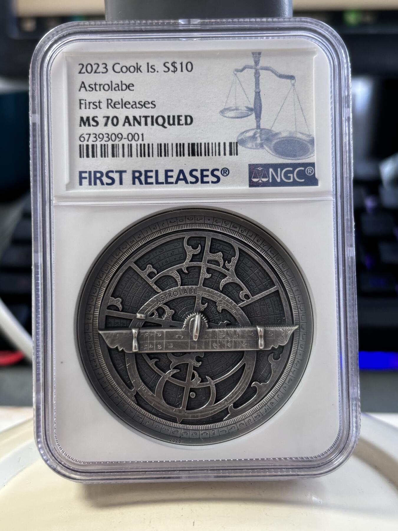 第188期拍卖 获奖库克2023年历史仪器星盘2盎司银币NGC-MS70首无原盒证书，999银，发行1500枚，获克劳斯2024年度最佳克朗币大奖