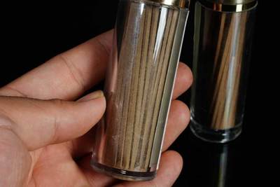 上海都达杂项专场七十三【全场包邮】 天然降真香、老山檀香香条 两筒