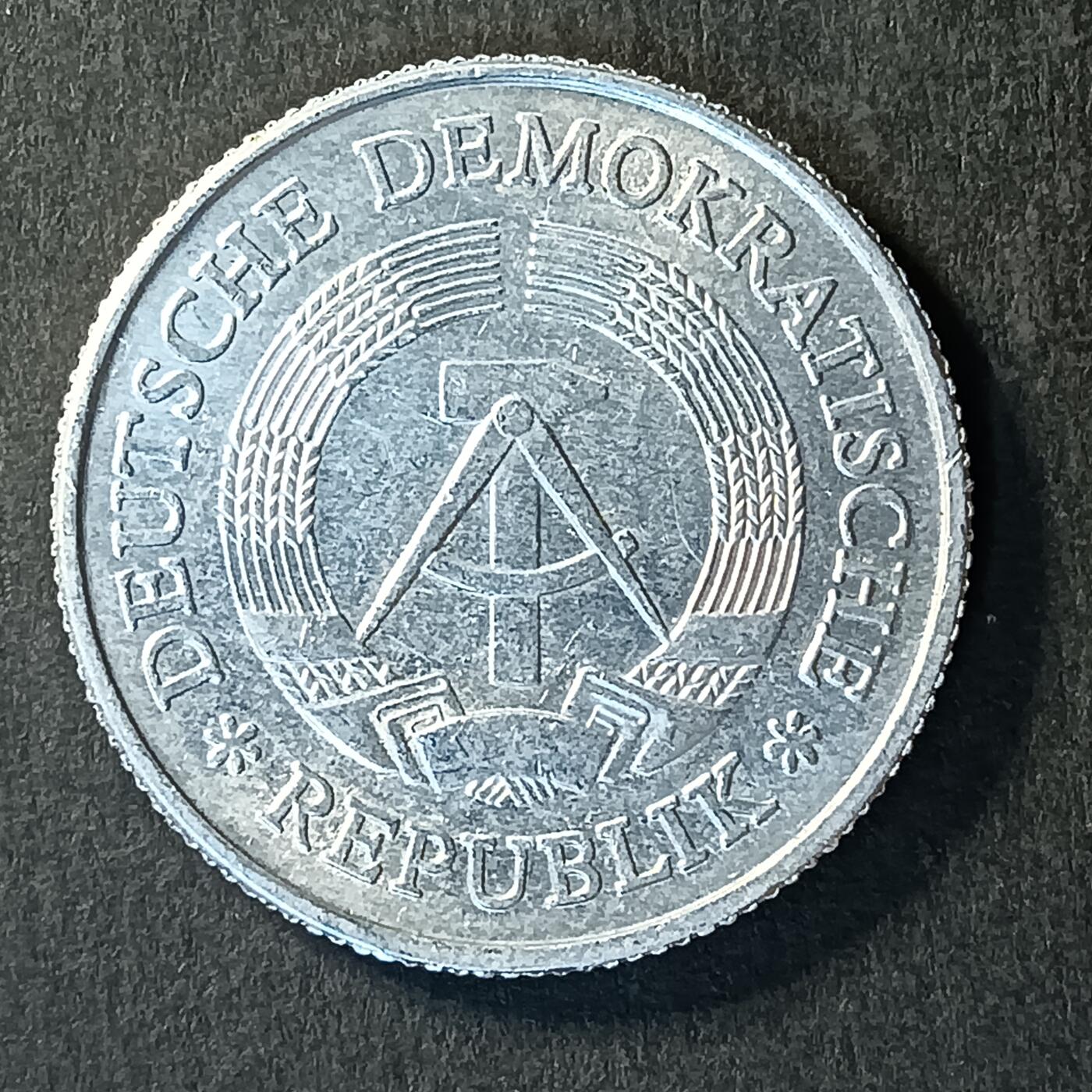 逸泉钱币2026A世界散币纸币纪念币专场A第一场 289 东德2芬尼