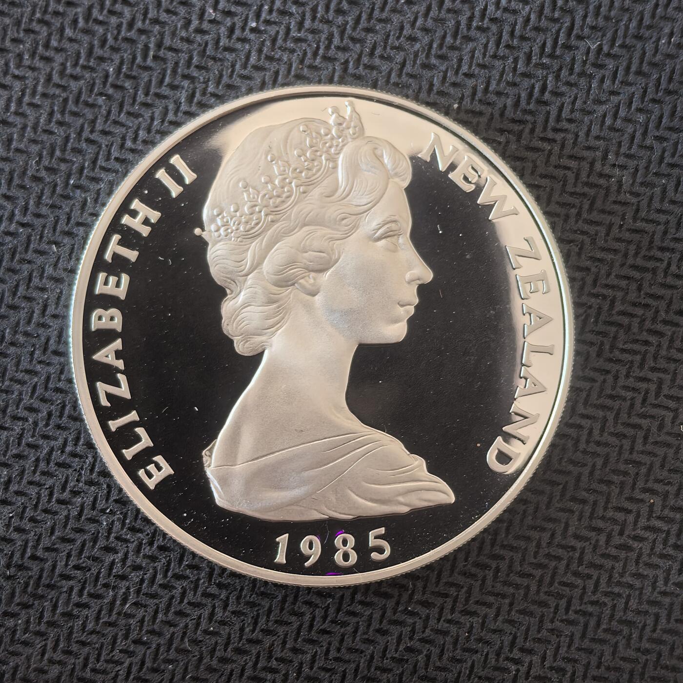 道一币馆币章第一百六十三场 新西兰1985年黑高跷鸟1元精制纪念银币 27.2g 925s