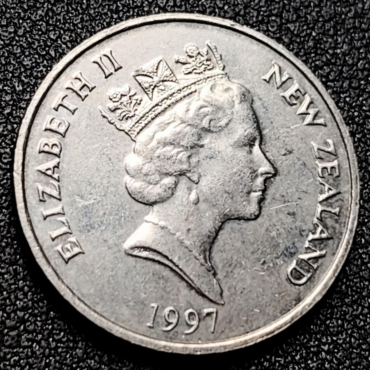 泉币菌-第169场- 精品福利场 英属新西兰 10分硬币 毛利人面具 伊丽莎白二世 女王24mm