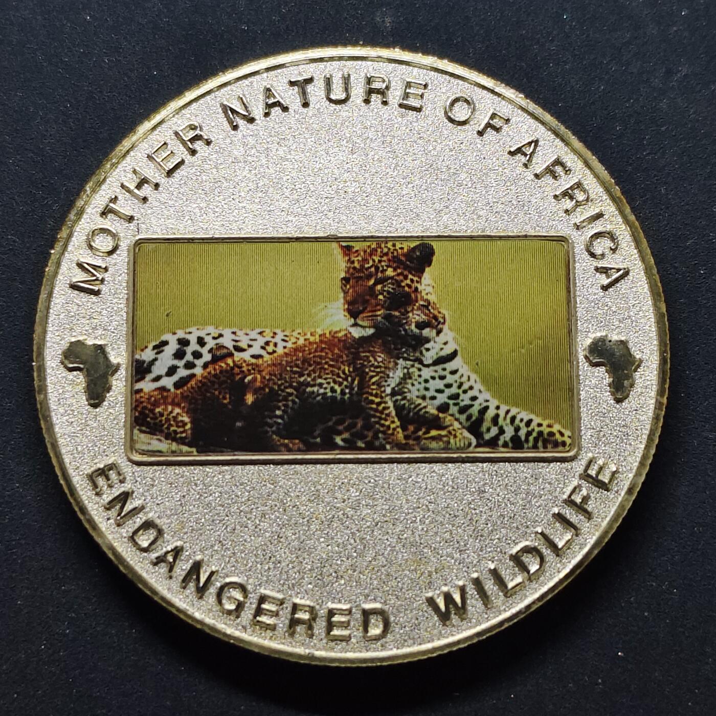 【全场包邮】纯粹捡漏拍494场 马拉维2004年10克瓦查濒危动物系列猎豹精制镀银克朗型纪念币