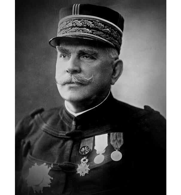 【旋风钱币】1月17日19:00准时开拍 精美欧洲币章、银币银章、第三帝国钱币等 全场包邮！ 【艺术】法国艺术大章1914年 一战名将霞飞元帅马恩河战役战前演讲 高浮雕精制超大铜章 68MM 138克