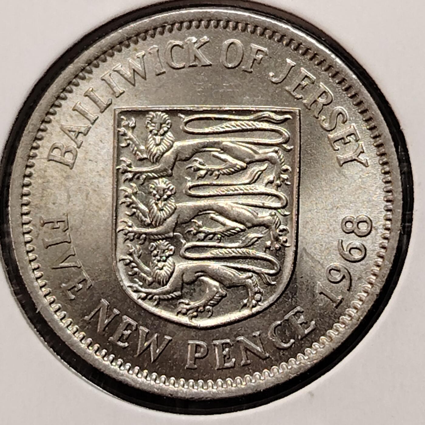 布加迪🐬～世界钱币(上海)🌾第 269 期 /  各国套币和散币 泽西岛 1968年 5便士 原光好品