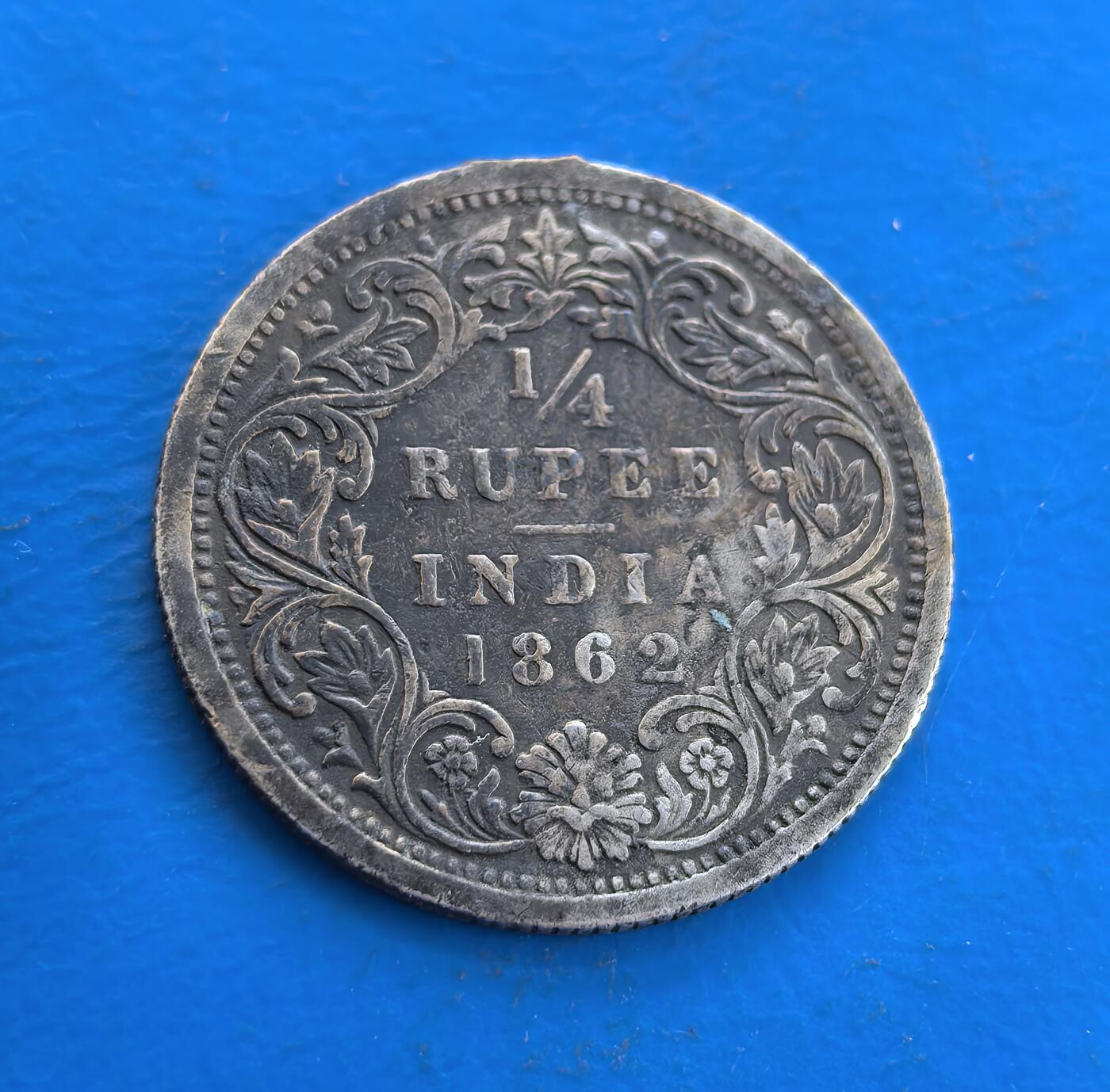 外国优质银币南亚香港苏联等专场，周六九点倒数截拍，满百包邮，持续收拍